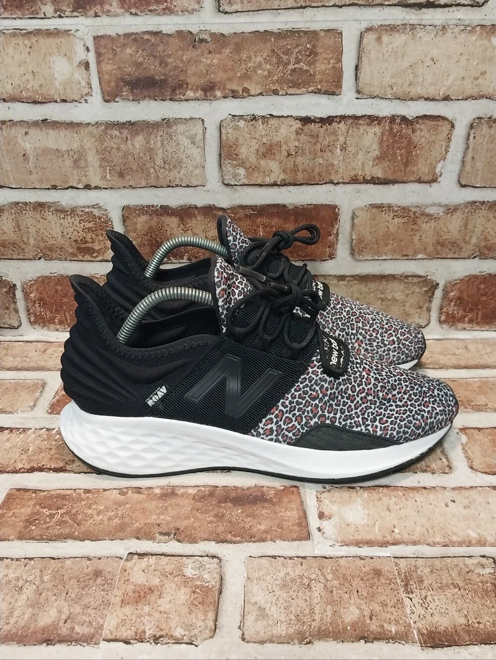 Pre-owned 2021 New Balance Fresh Foam Roav